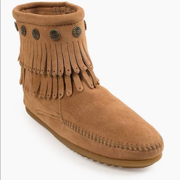 Minnetonka Double Fringe Side Zip Boot - Picture 2 of 5